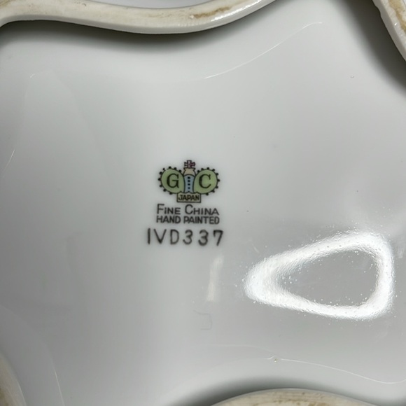 Vintage 50s GC Japan Hand Painted Floral Decorative Dish Gold Accents Fine China - Picture 5 of 8